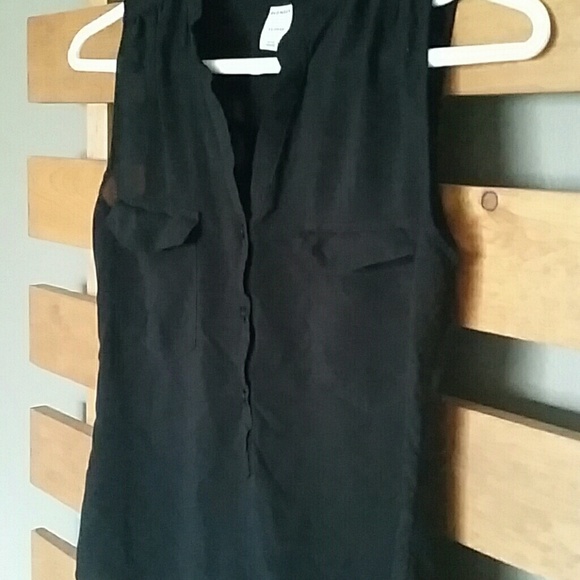 Top - Picture 3 of 3